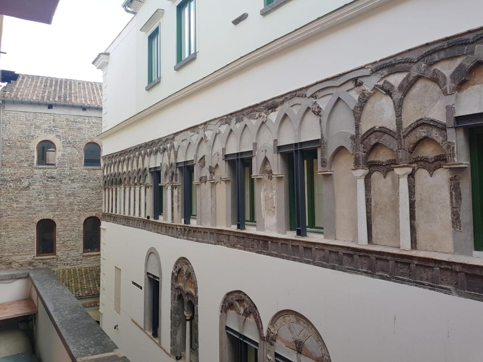 La Maison Bouganville Salerno Luaran gambar